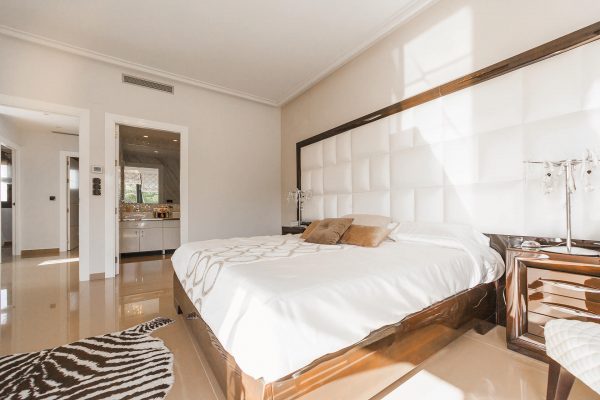 Luxury Single Room